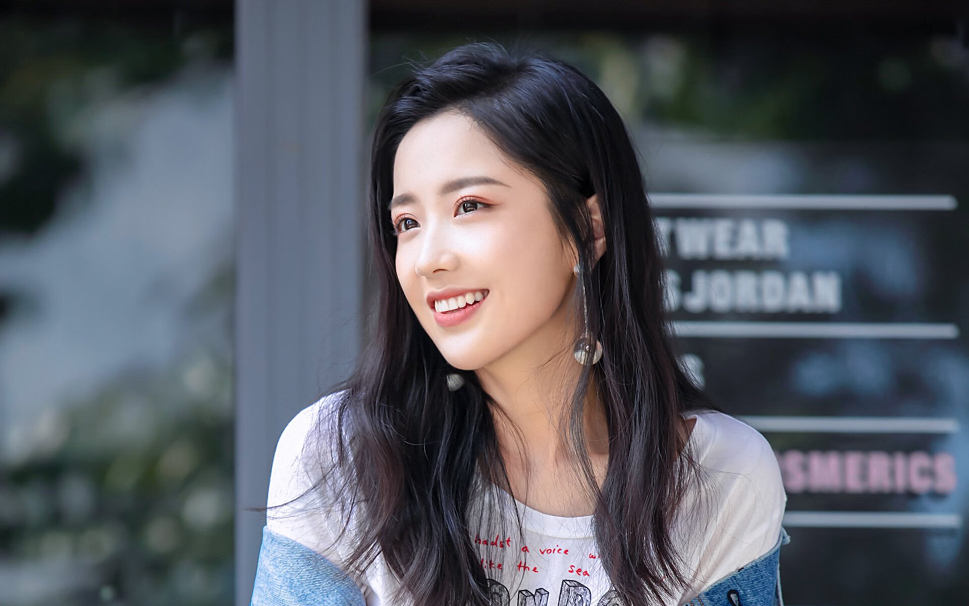 葡萄牙马术协会引入智能马鞍系统，实现实时数据监测与分析，提升骑乘体验。