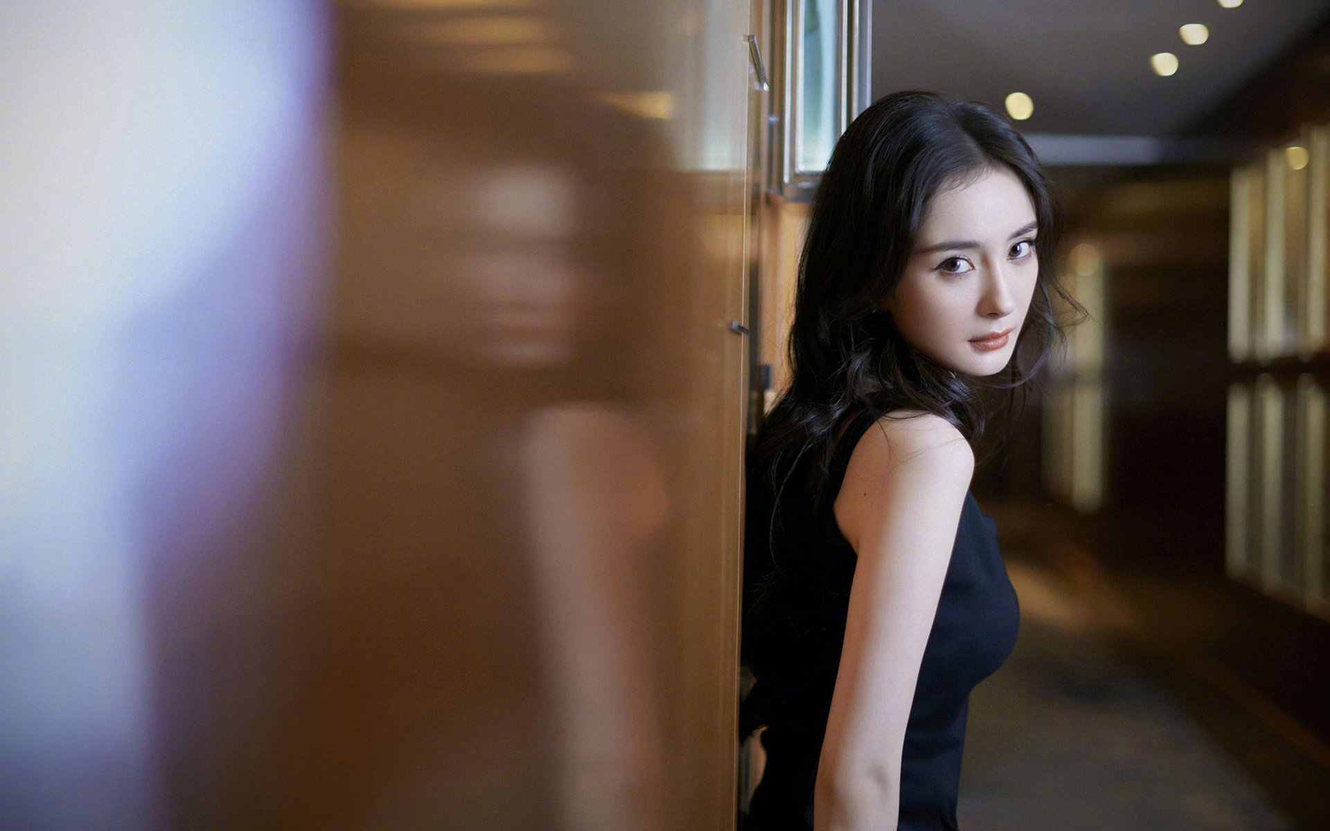 重赛与变阵对冲击争冠降级局势反转走向分析，重赛依然