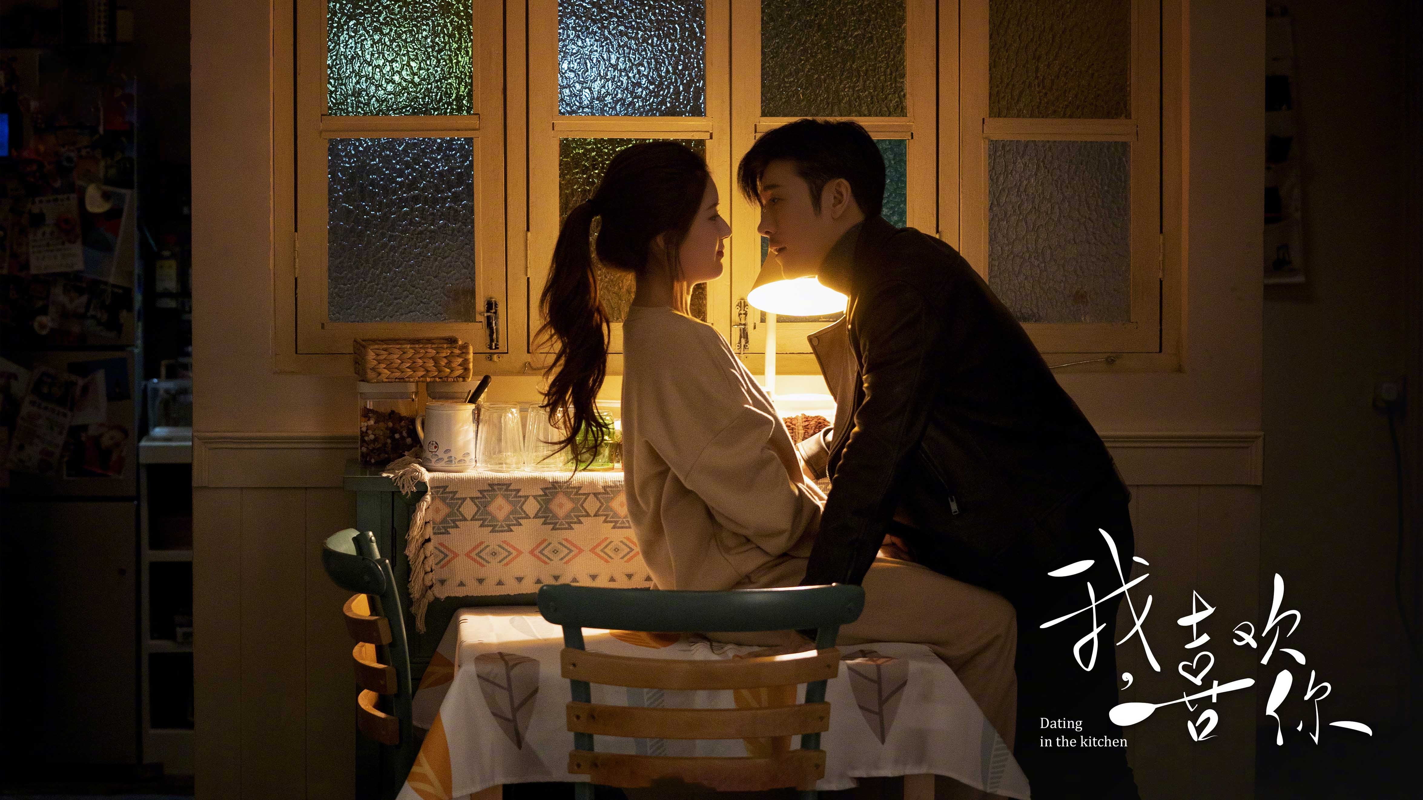 荷兰女队蝶泳速度惊艳全场，荷兰女游泳运动员